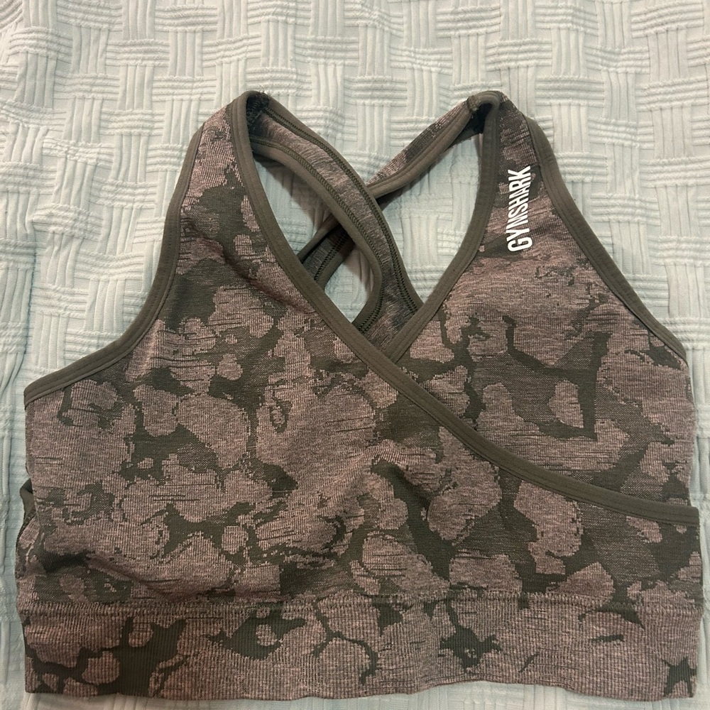 Gymshark Adapt Camo Seamless Sports Bra - Green